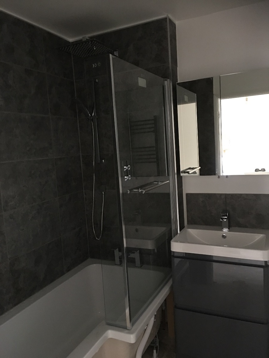 Builder: Image 103